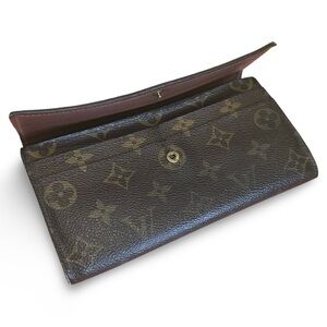 LOUIS VUITTON Monogram Sarah wallet